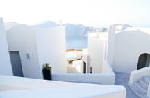 Private Full-Day Sightseeing Tour in Santorini with a Local