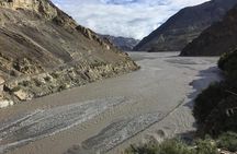 5 Days Adventures Lower Mustang Trip by 4WD Jeep