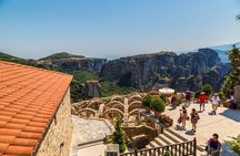 Athens: Meteora Monasteries and Hermit Caves Day Tour with Lunch