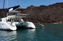 Luxury Caldera Cruise with a rich BBQ meal and drinks!