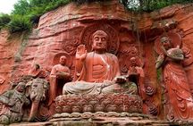 Chengdu Panda Leshan Buddha and Mount Emeishan 2 Days Tour