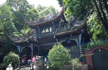 Dujiangyan Panda Base and Mt.Qingcheng one day private tour 