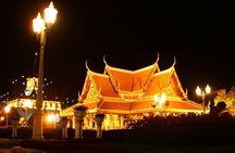 Bangkok Night Tour By TUK-TUK Visiting Wat Pho & Giant Swing (Private)