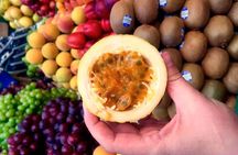Private Paloquemao Market Tour: +20 Fruit & Treats Tasting • 3h