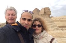 Full Day Tour Giza Pyramids, Sphinx, Egyptian Museum and Khan El Khalili Bazaar
