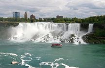 Niagara Falls Canada Day + Night Small Group Tour w/Falls Dinner 