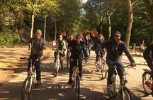 Guided Bike Tour of Amsterdam's Highlights and Hidden Gems