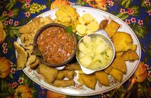 Panamanian Dinner and Folkloric Show Ticket with Pickup