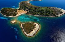 Rent a speed boat from Split or Trogir