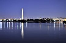Small Group National Mall Night Tour with 10 Top Attractions
