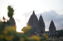 1 Day Yogyakarta tour ( Borobudur temple, Merapi Lava Tour, Prambanan Temple)