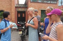 Private Saigon Walking Tour with Food Tasting 