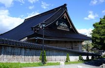 Walk Around Hakodate's Hidden Spots Guided by Local Residents