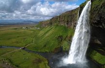 Private South Coast by Super Jeep from Reykjavik