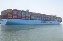 Cheap trip : One day trip from Cairo to Suez.
