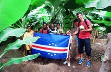 Santiago Island: Banana Plantation, Natural Park & Workshop with a local family