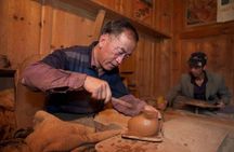 1-Day Shangri-La Tour to Ganden Monastery, Nixi Pottery Village and Tibetan Town