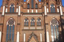 Exploration tour through the district of Praga - authentic and legendary