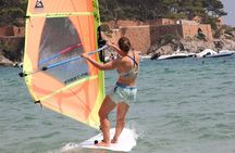 Costa Brava: 2-hours Windsurfing session 