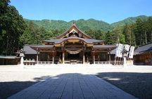 Port Pick-Up: Niigata Private Tour Licensed Guide＆ Vehicle