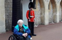 Private Windsor Roundtrip Transfer from London