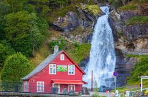 AMAZING HARDANGER FJORD: Private guided round trip from Bergen, 10 hours