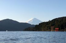 Hakone Private Two Day Tour from Tokyo with Overnight Stay in Ryokan