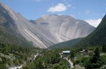 20-Day Annapurna Circuit Trek via Tilicho Lake in Nepal