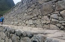 Andean Experience: Cusco City, Valle Sagrado, Machu Picchu and Rainbow Mountain