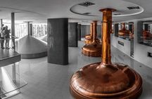 Pilsner brewery private day trip with family farm cheese tasting