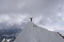 HUAYNA POTOSI 6.088 m.(the most popular mountain in Bolivia)