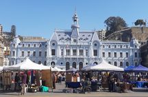 Private Full-Day Tour: Valparaiso, Viña del Mar and Casas del Bosque Vineyard