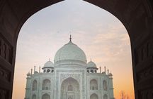 Private Walking Tour including Tajmahal Roof Top View