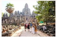  3-Day Tour(Unforgettable Angkor Temple Complex, Banteay Srei& Floating Village)