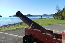 Captain Cook and Dolphin Cruise