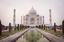 Private Sunrise Taj Mahal Trip from Delhi all Inclusive