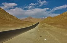 Khardungla Pass Expedition: A High Altitude Day Trip from Leh