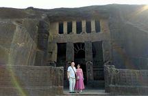 Kanheri Cave with Global Vipassana Pagoda Tour in Private Vehicle