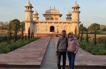 From Delhi: Taj Mahal, Agra Fort & Baby Taj with 5-Star Lunch