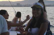 Authentic Barcelona Sailing Tour with Swim & Drinks