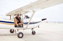 Private Sightseeing Flight Over Hamburg 