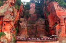 Private Leshan Giant Buddha and Huanglongxi Ancient Town Day Tour