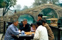 Half Day Private Tour to Wuzhen Water Town with Boat Ride from Hangzhou