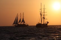 Santorini Volcanic Sunset Cruise