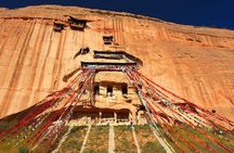 Private Hiking Tour: Pingshanhu Grand Canyon and the Horse Hoof Temple Grottoes