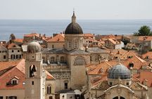 Private 3 hours walking tour of the Old Town with transfer