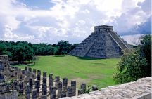 Chichen Itza Deluxe Tour! Mayan Adventure & Transportation from Cancun