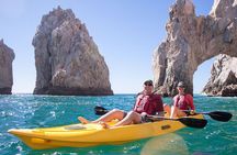 Private Los Cabos Arch and Playa del Amor Tour by Glass Bottom Kayak