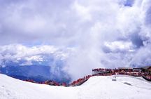 Lijiang Private Essentials Tour to Jade Dragon Snow Mountain including Cable Car
