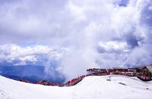 Lijiang Private Day Tour: Jade Dragon Snow Mountain and Impression Lijiang Show